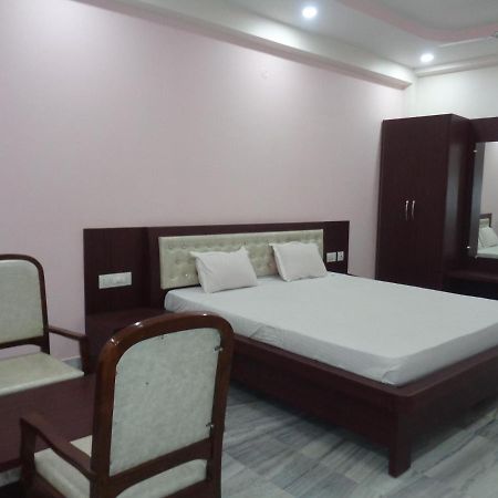 Motel Sayonara Begusarai Экстерьер фото