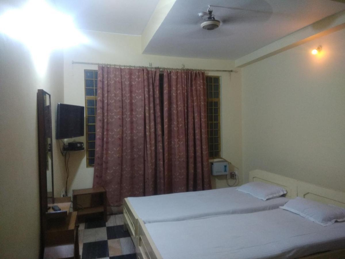 Motel Sayonara Begusarai Экстерьер фото
