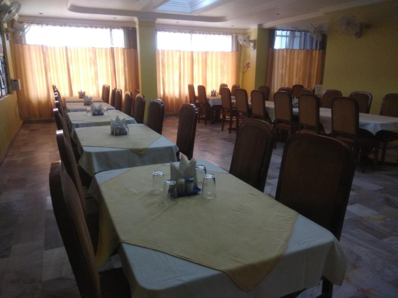 Motel Sayonara Begusarai Экстерьер фото