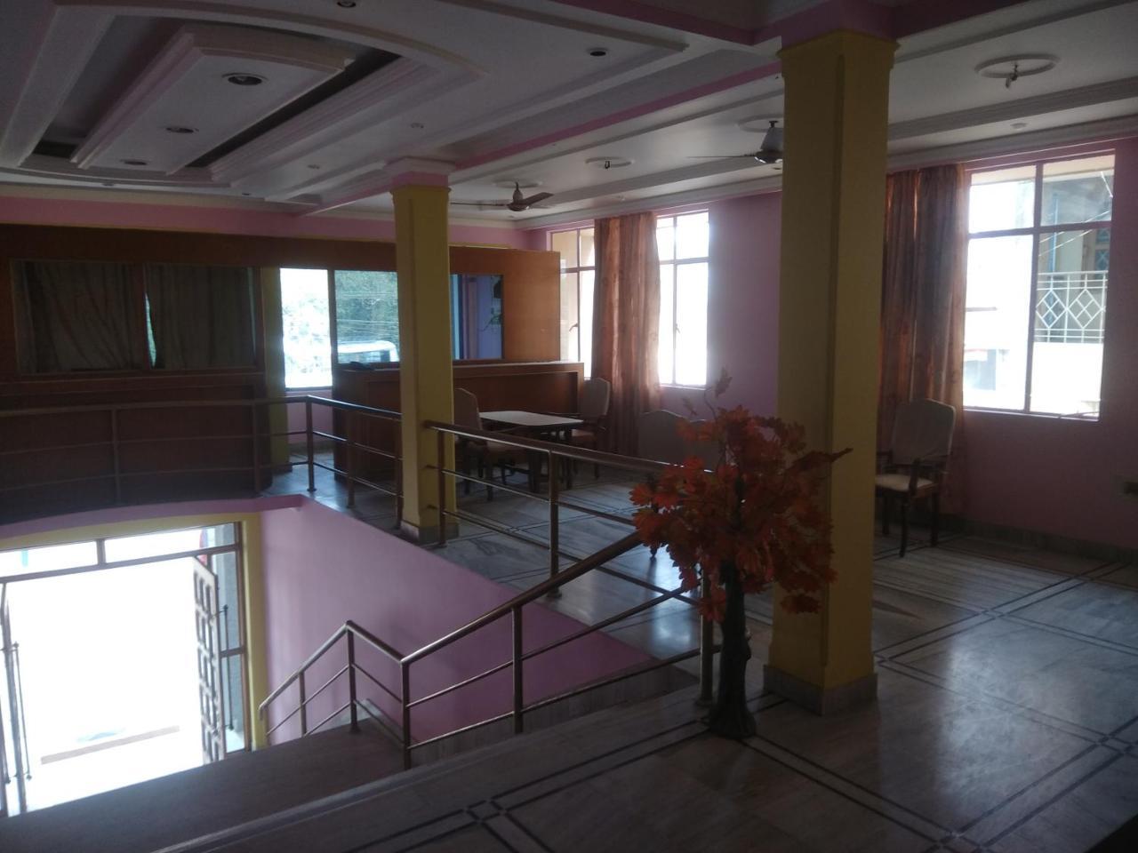 Motel Sayonara Begusarai Экстерьер фото